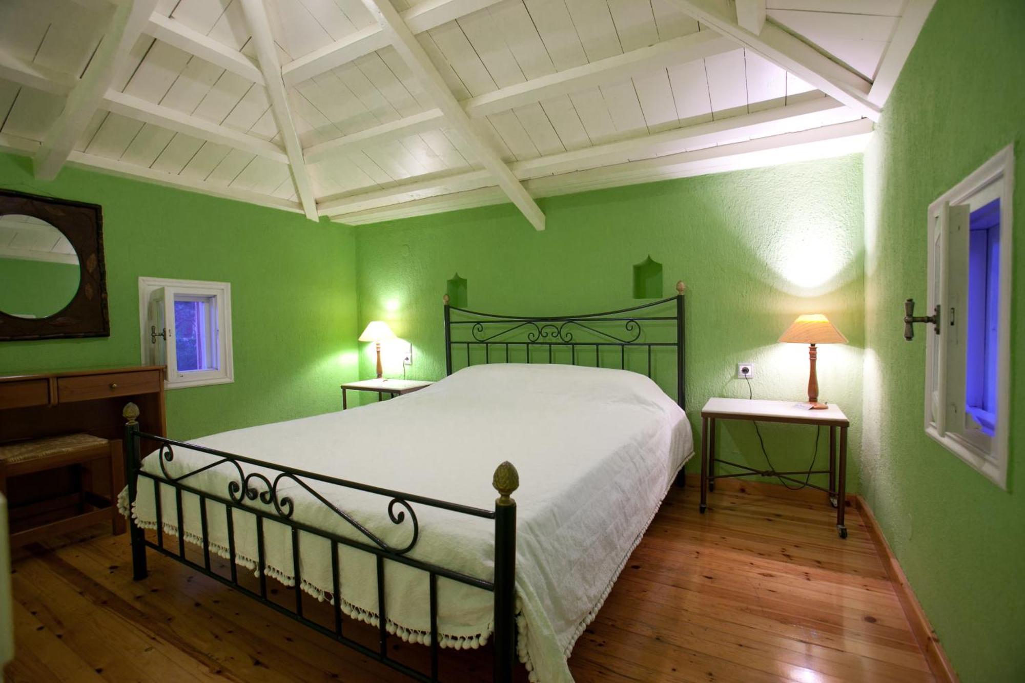 Aretousa Studios & Apartments Bandar Skopelos Luaran gambar