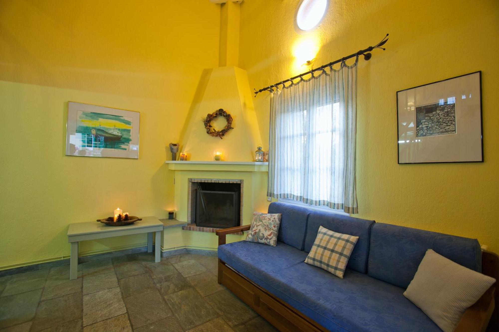 Aretousa Studios & Apartments Bandar Skopelos Luaran gambar