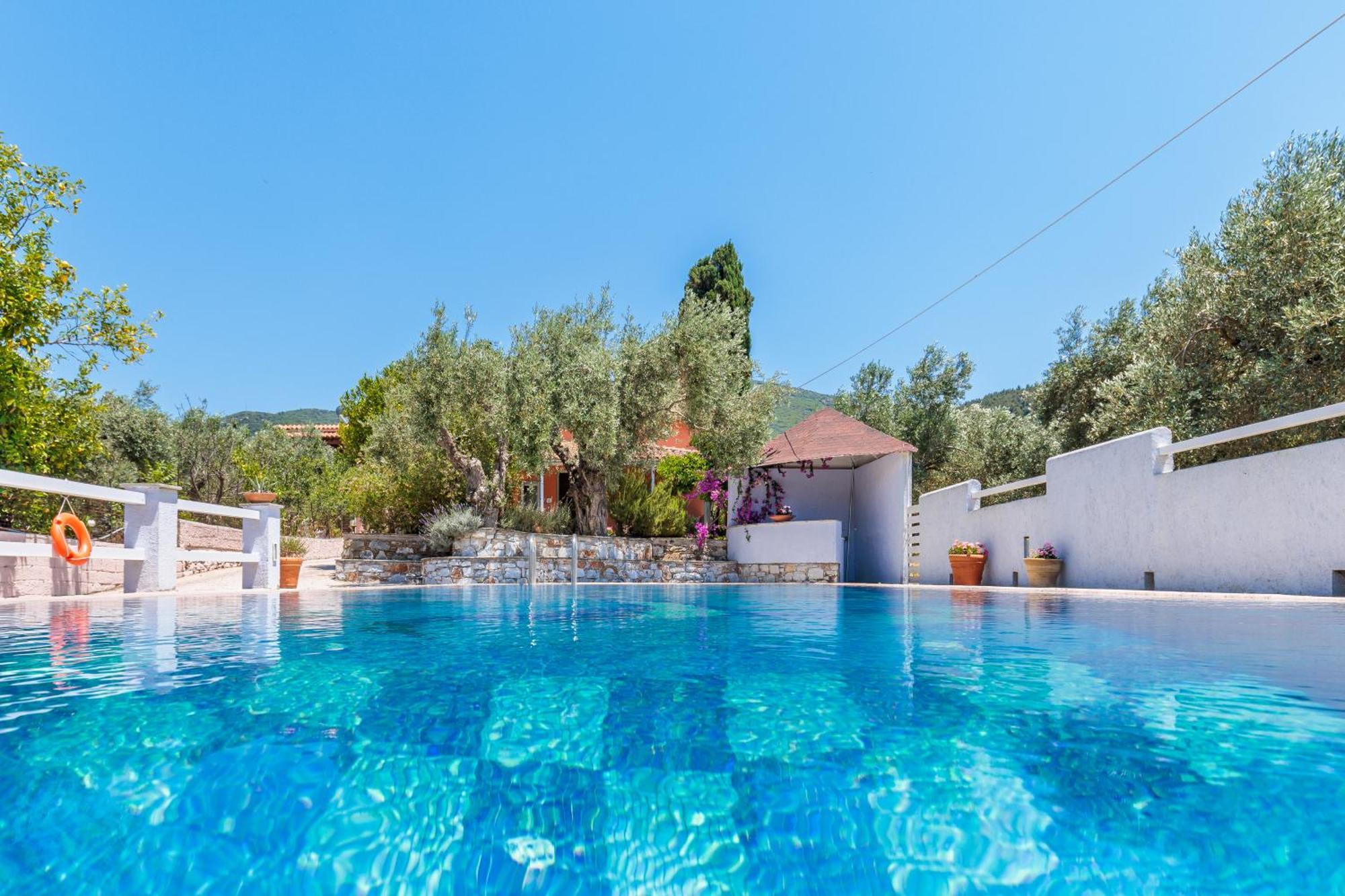 Aretousa Studios & Apartments Bandar Skopelos Luaran gambar