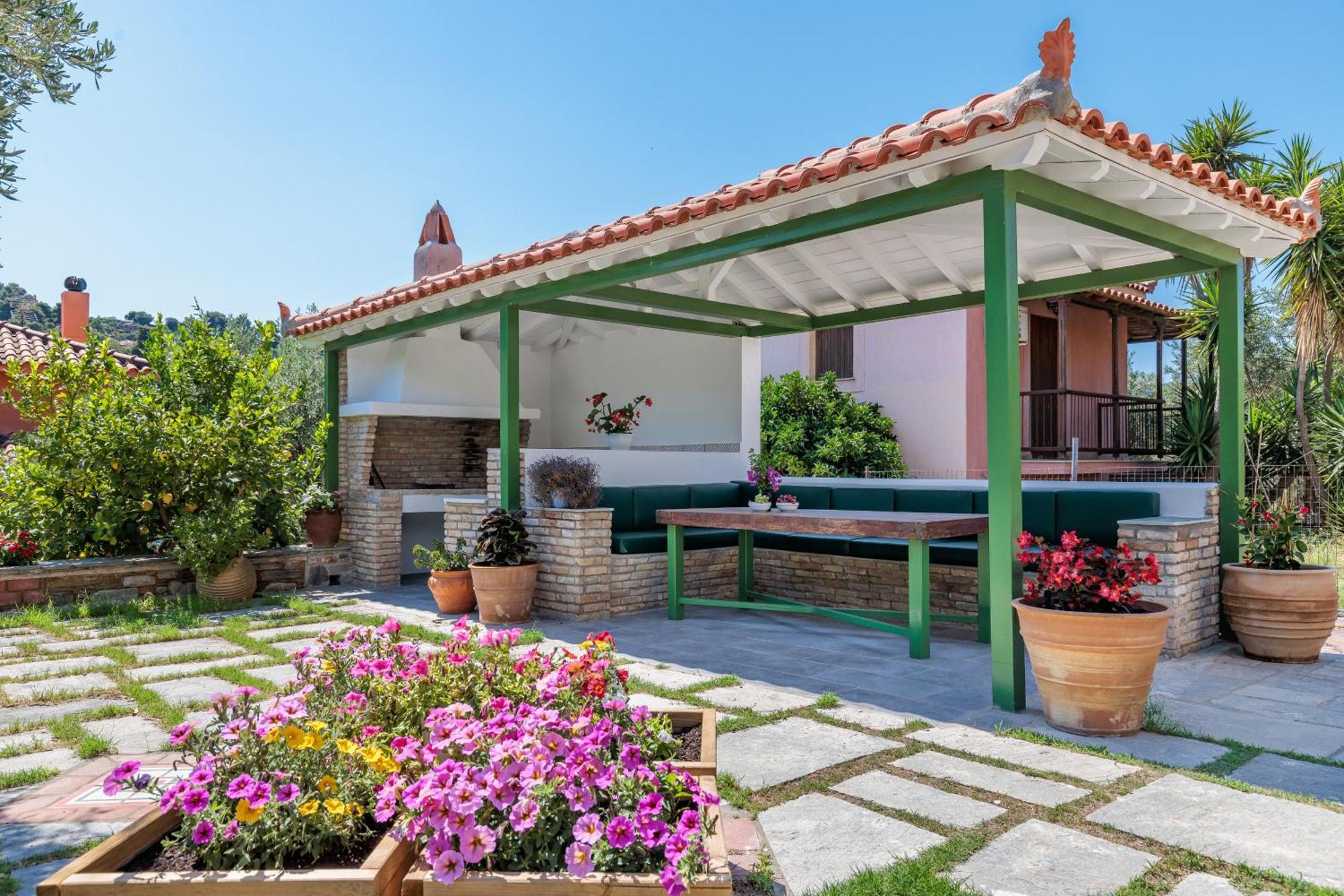 Aretousa Studios & Apartments Bandar Skopelos Luaran gambar
